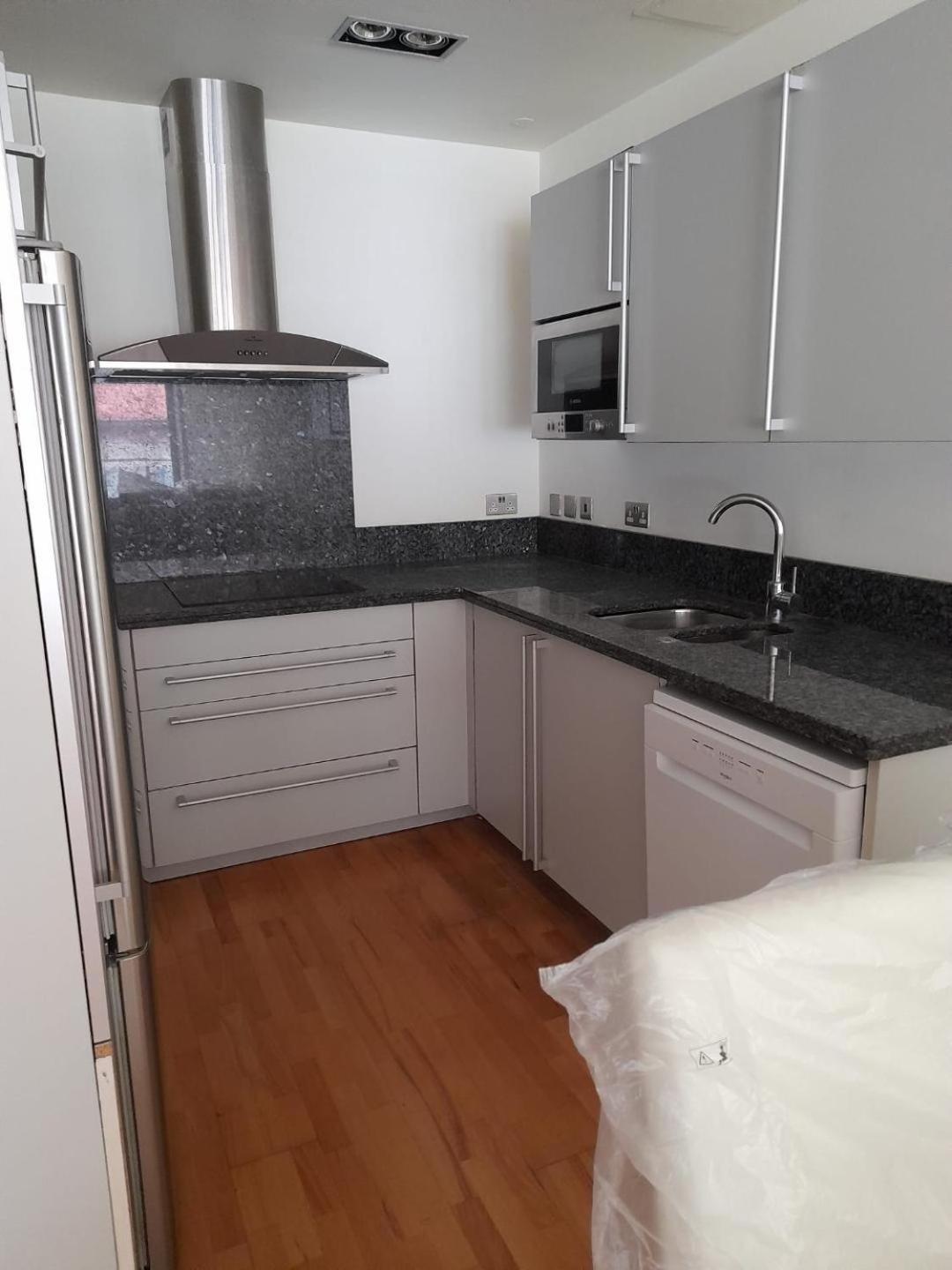 Three Bedroom Flat At Ocean Village Gibraltar Exterior photo
