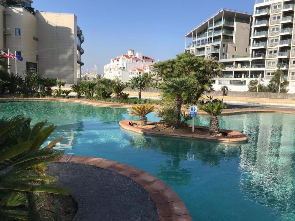 Three Bedroom Flat At Ocean Village Gibraltar Exterior photo